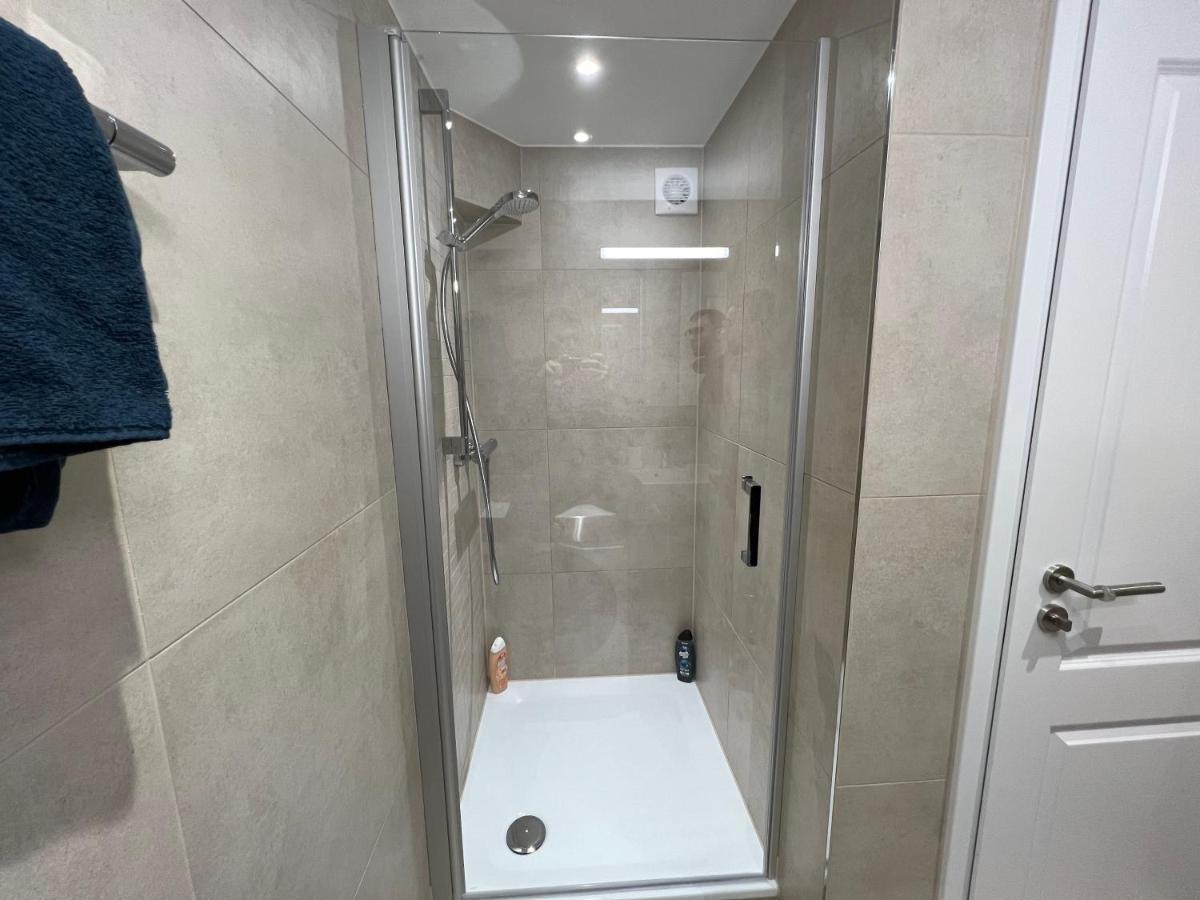 Moderne Wohnung Mit Pilatusblick 4 Pax Hergiswil Extérieur photo