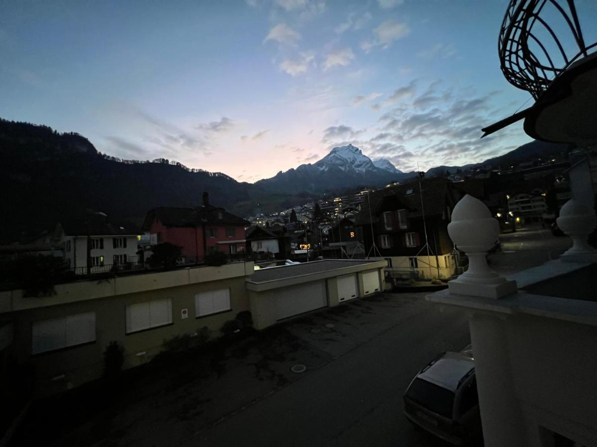 Moderne Wohnung Mit Pilatusblick 4 Pax Hergiswil Extérieur photo